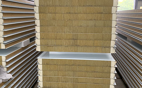 玻鎂夾芯板的優(yōu)點(diǎn)！