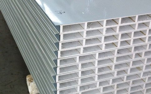 巖棉夾芯板如何選型，哪些因素影響巖棉夾芯板的價(jià)格